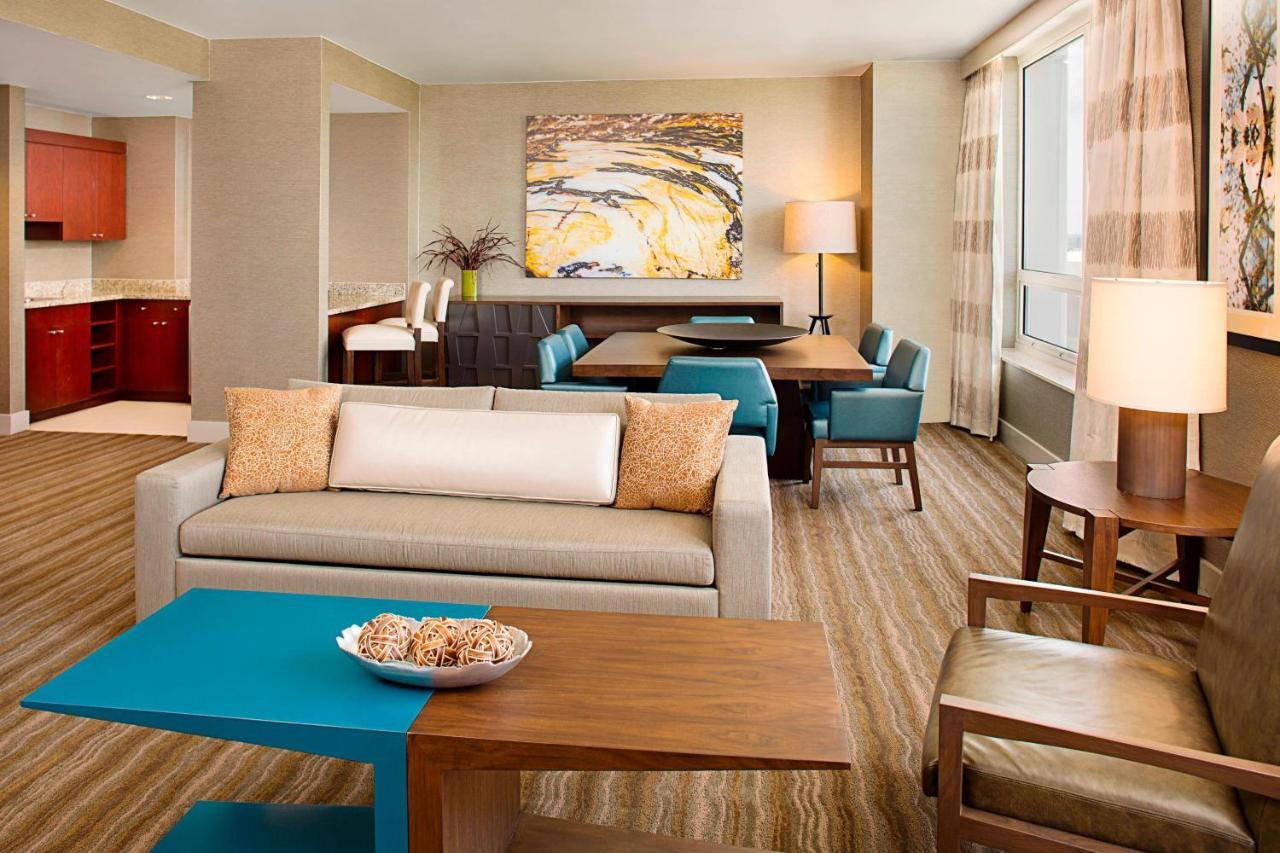 เดอะ เวสทิน ชิคาโก นอร์ท ชอร์ Hotel Wheeling ภายนอก รูปภาพ